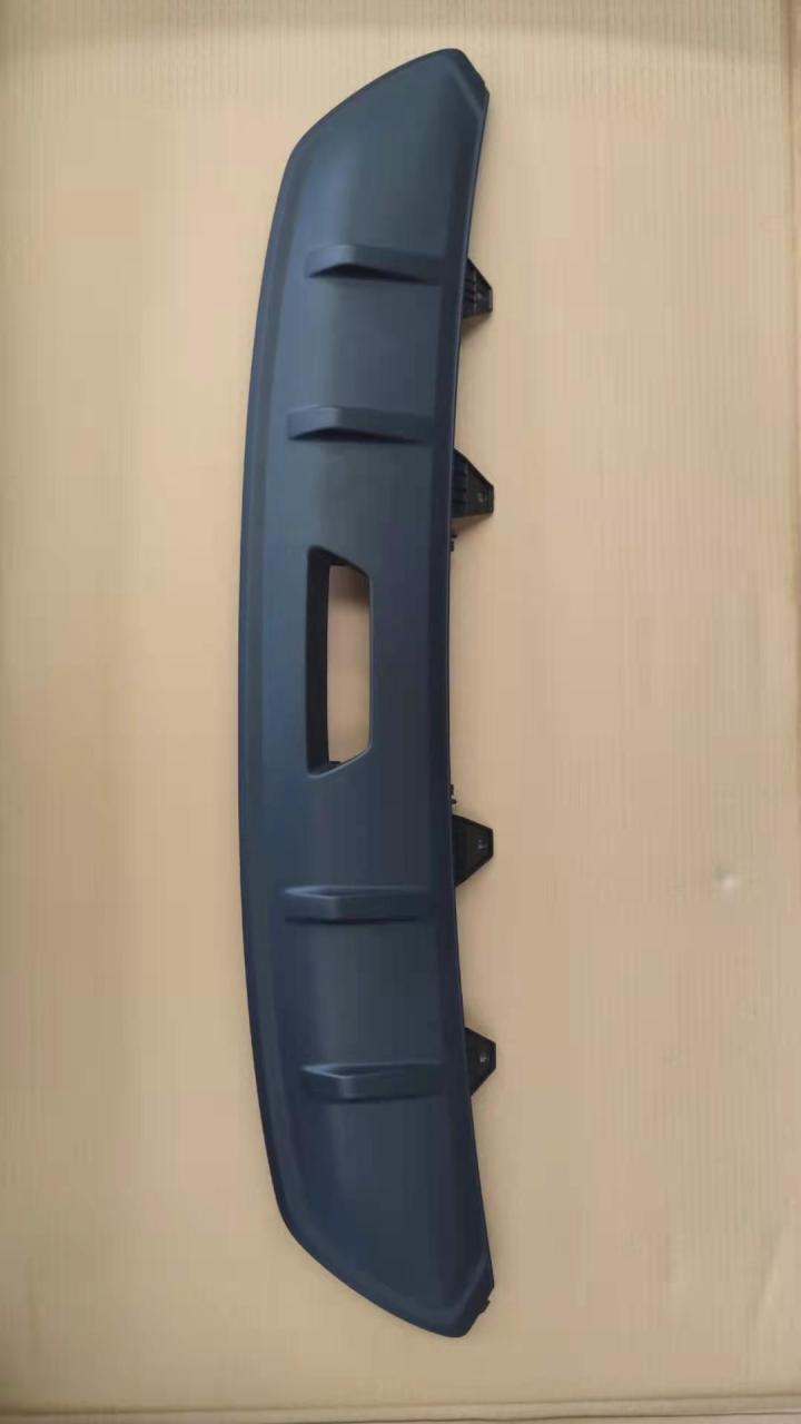 صاجة تحت صدام خلفي جيلي اميجراند 023ال024